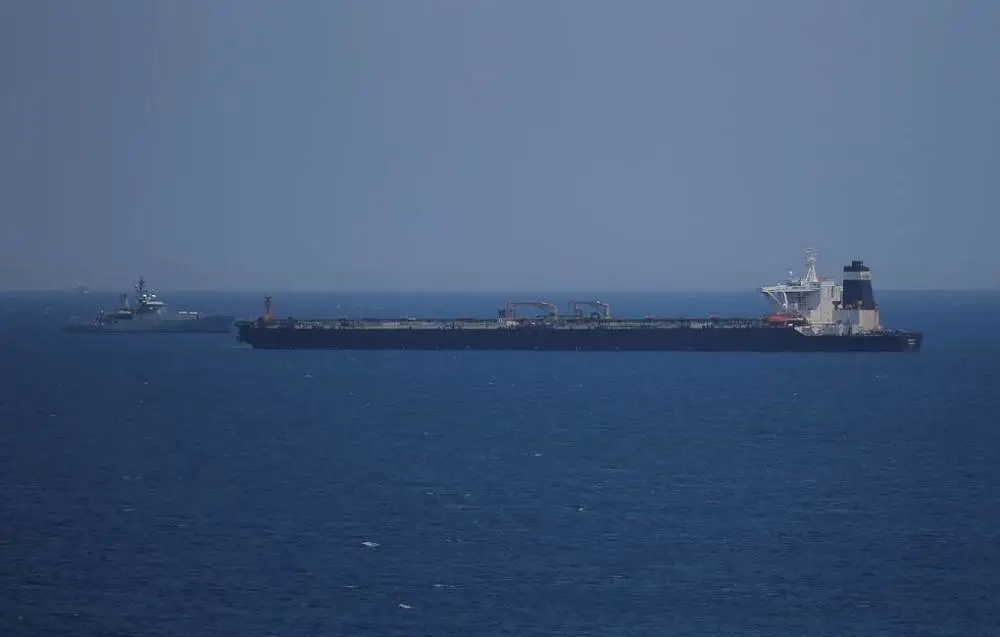 伊朗在阿曼海岸附近扣押油轮 中东动荡局势加剧