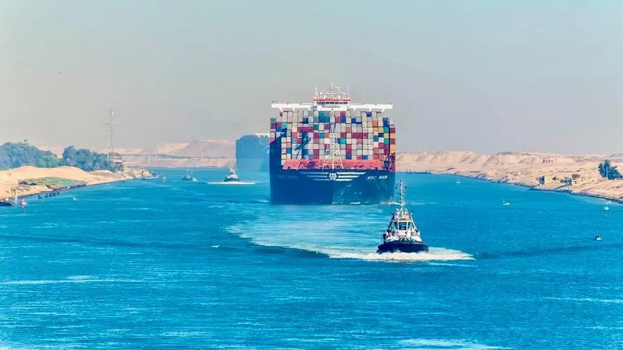 也门胡塞击中一艘美国集装箱货轮，欧洲航运股上涨，油价跌幅收窄
